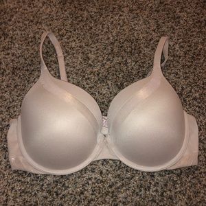 Victoria’s Secret Body by Victoria Bra